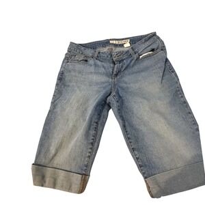DKNY Jeans Light Wash Cuffed Denim Capri Shorts Pants 12 Stretch Crop Y2K style